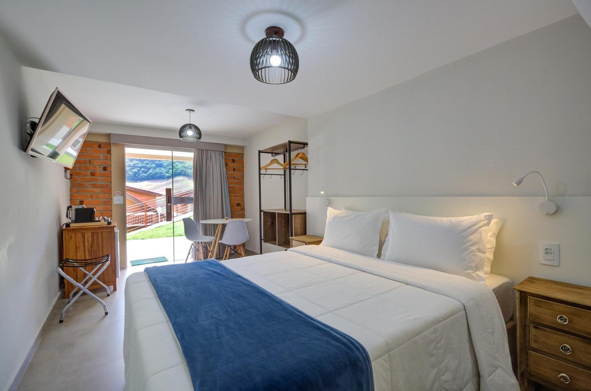Filimahalo Hotel Serra Negra  Extérieur photo